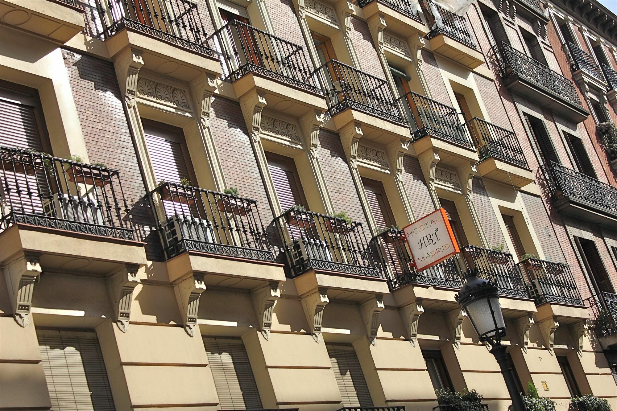 马德里艺术旅馆酒店 外观 照片